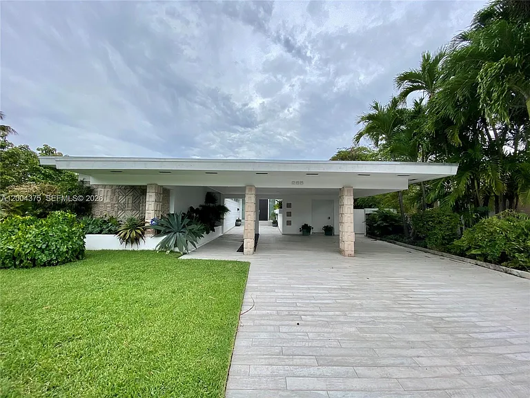 265 N Shore Dr — Photo 26
