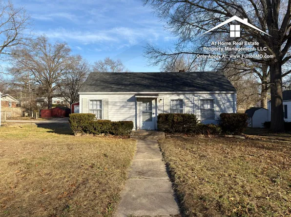 709 N 7th St, Fulton, MO 65251