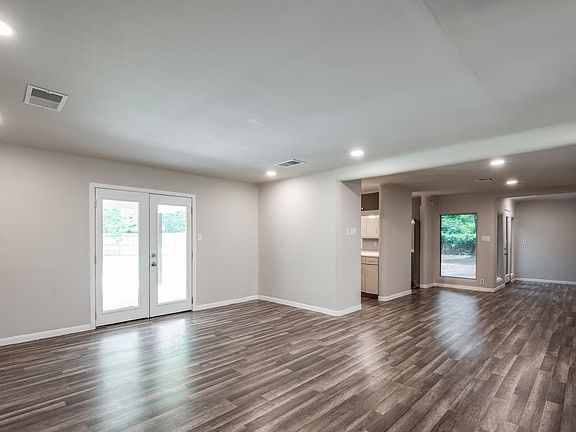 5th image of 23328 Fm 1314 Rd Suite D