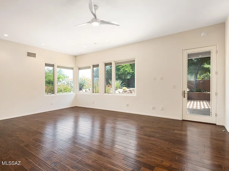 6561 N Avenida De Posada — Photo 20