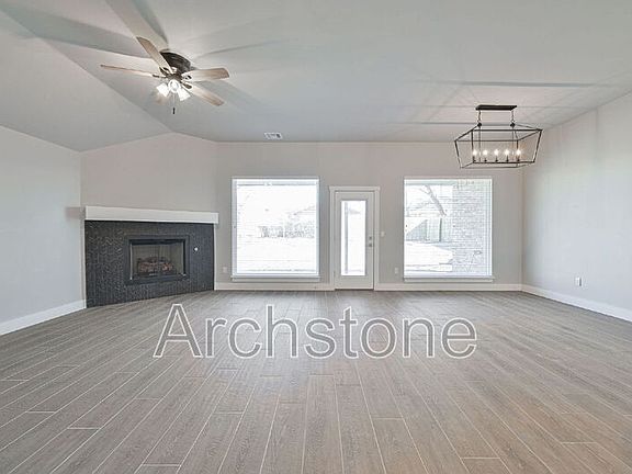 2nd image of 2140 N Everest Ave