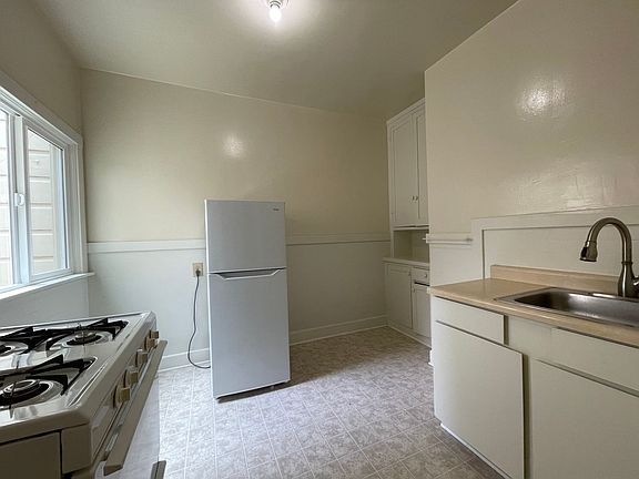 4th image of 170 Parnassus Ave #7