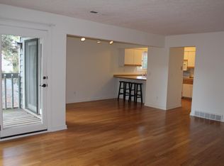 1452 Bobby Ln #10, Westlake, OH 44145