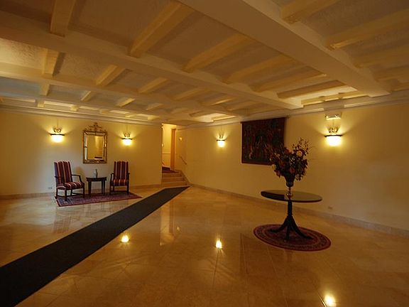 Pristine, pre-war Co-op