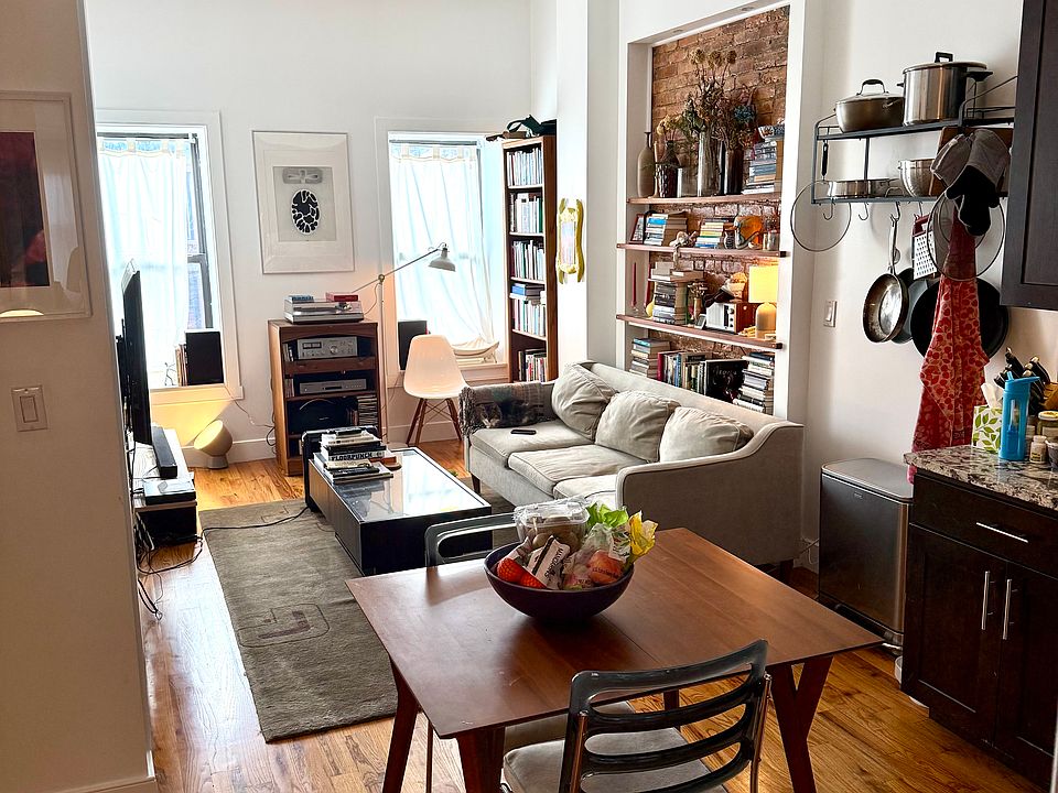 1st image of 173 Hancock St #4