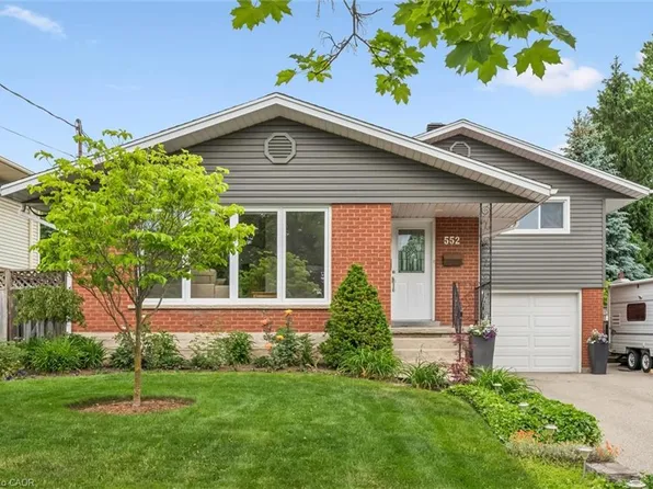 552 Greenbrook Dr, Kitchener, ON N2M 4K6