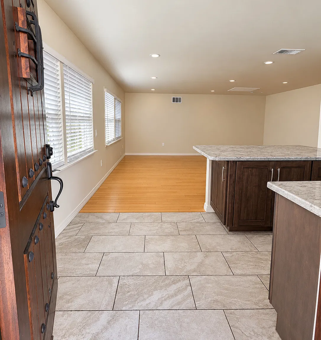 4 bed, 1493 sqft, $4,500 — Photo 2