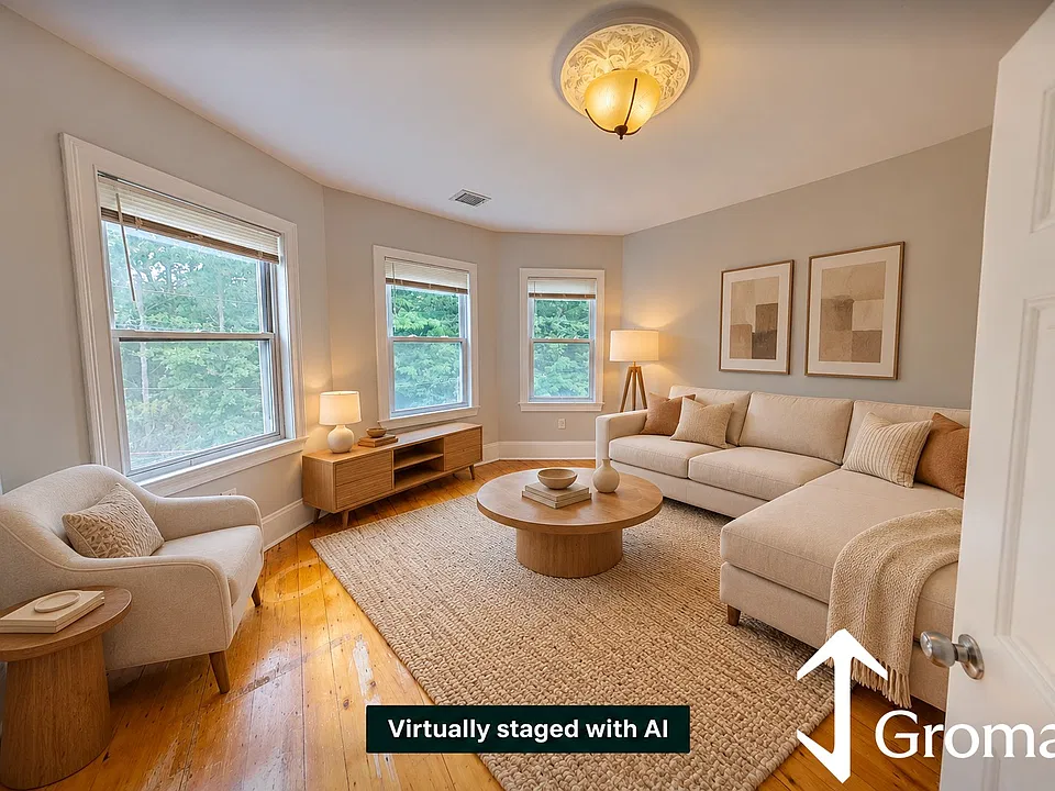 32 Fisher Ave #3