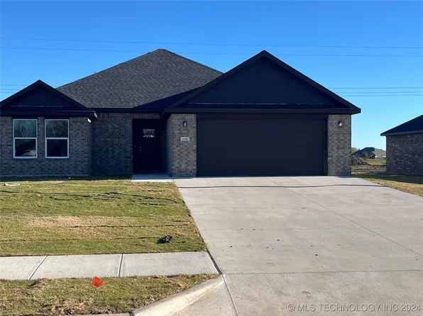 3100 Silver Charm Ave, Durant, OK 74701