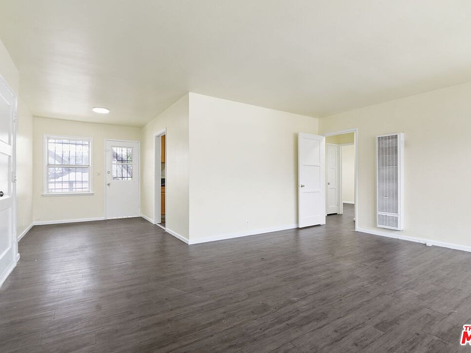 1st image of 3316 3/4 W 76th St