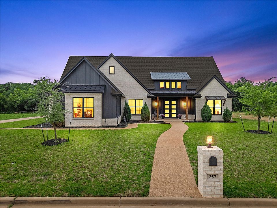 1st image of 257 Fox Run Ln