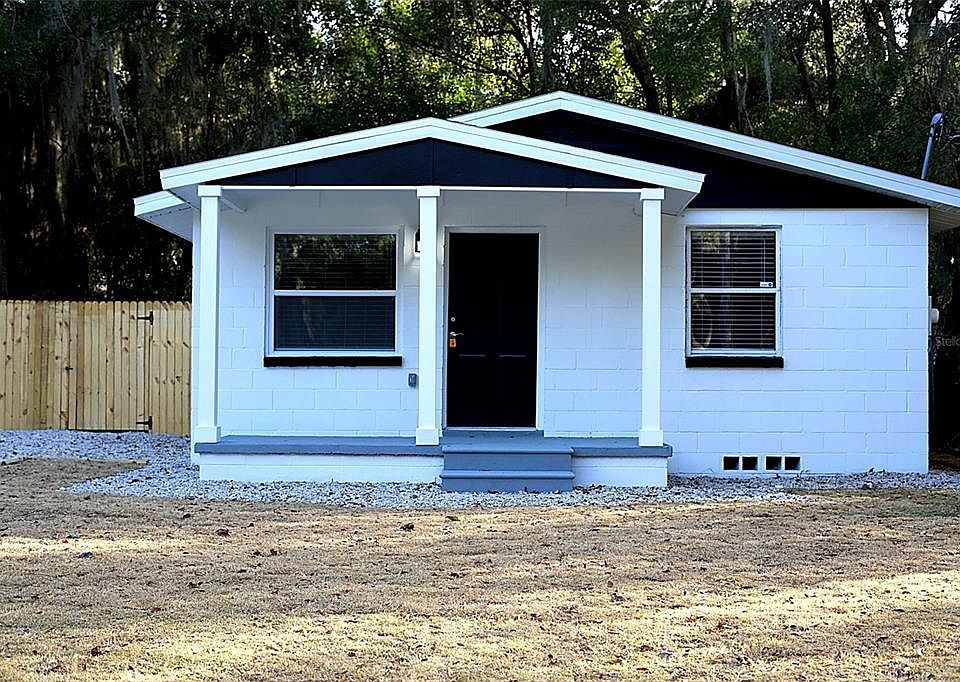 1st image of 1017 SE 9th Ave