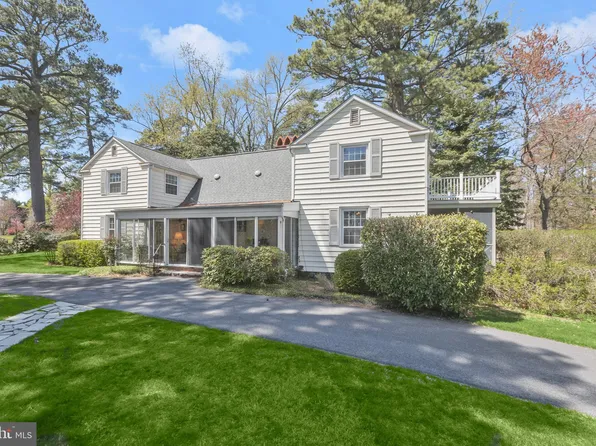 644 Ayrlie Water Rd, Gibson Island, MD 21056