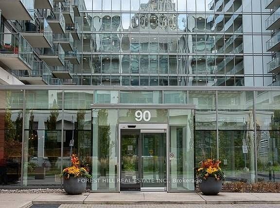 2nd image of 90 Stadium Rd #Penthouse 05