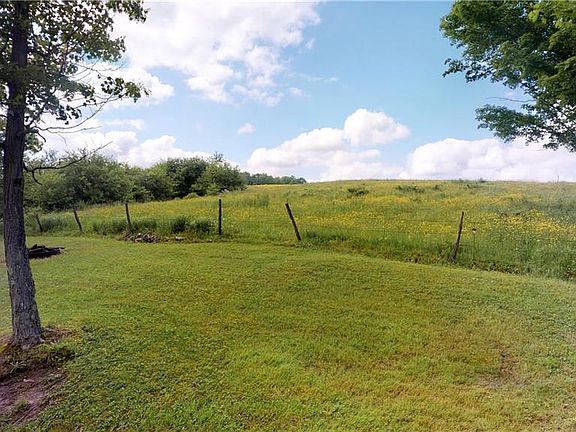 5th image of 10090 Hillwood Dr