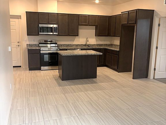 2nd image of 2950 W Presidio Dr #1-201