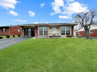 527 Shaftsbury Rd, Lexington, KY 40505