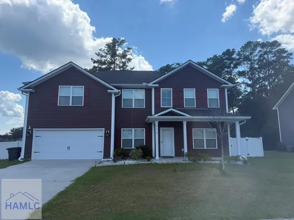 869 Fairview Cir, Hinesville, GA 31313