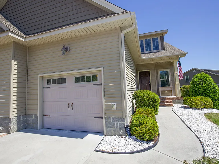 133 Cypress Cir — Photo 5