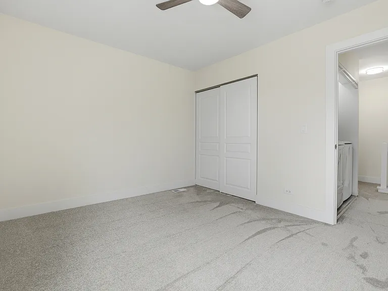 763 Wellington Ave #763 — Photo 25