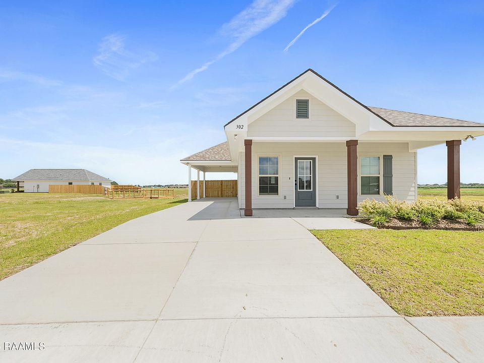 1st image of 302 Willowbend Way