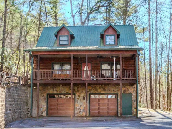 1606 Persimmon Rd, Clayton, GA 30525