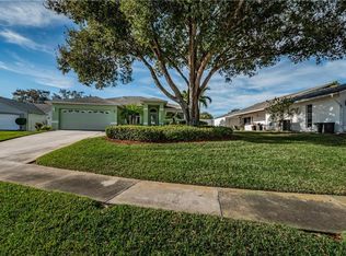 1625 Explorers Dr, Tarpon Springs, FL 34689
