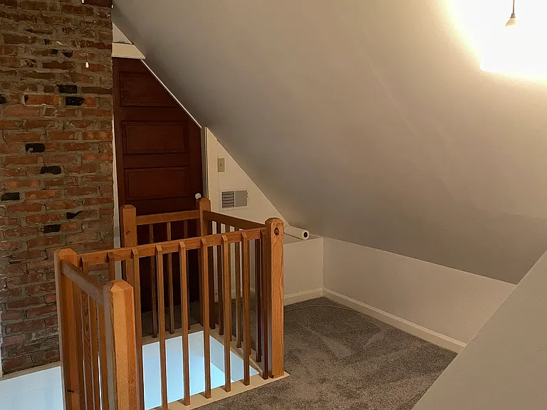 427 Kenwood Ave #2 — Photo 6