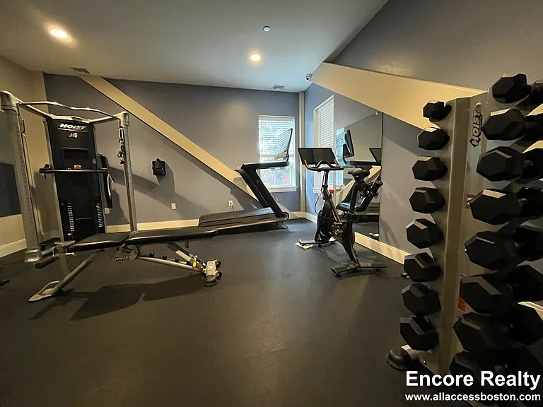 24 Everett St #3 — Photo 10