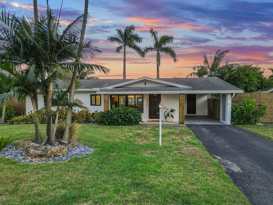 1st image of 1034 SW 24th Avenue