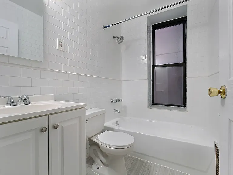 132 E 96th St #4B — Photo 5