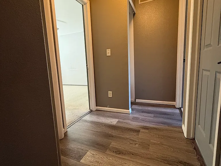 5624 S Yakima St — Photo 18