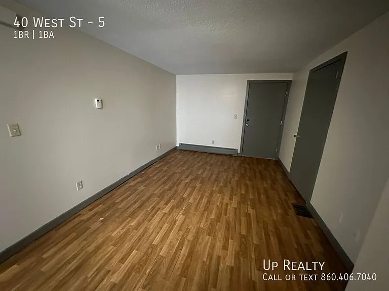 40 West St #5 — Photo 6