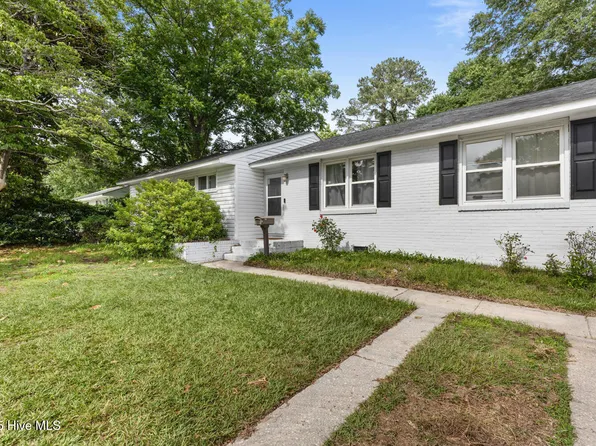 608 Henderson Drive, Jacksonville, NC 28540