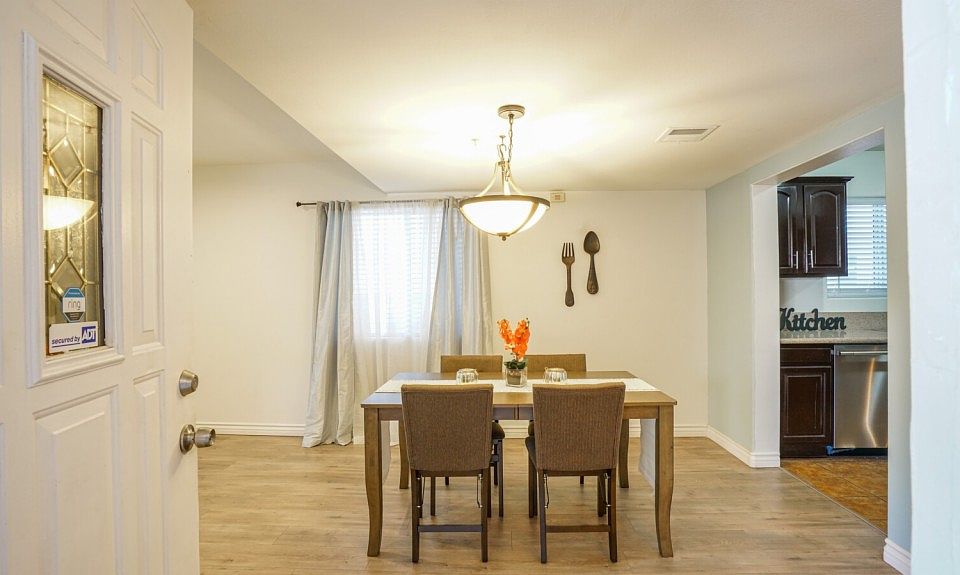 1st image of 711 Bridewell St APT 1