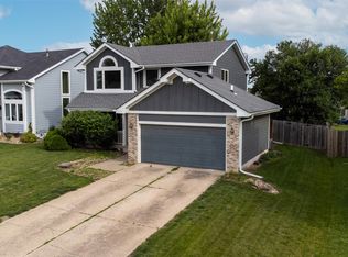 1394 NW 122nd St, Clive, IA 50325