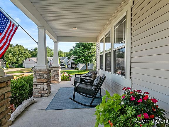 4th image of 4549 Serry Dr