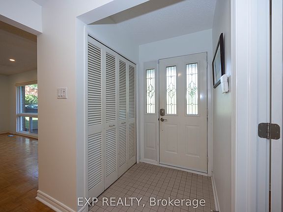 5th image of 14 Carr Cres
