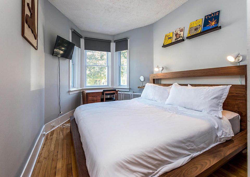 1st image of 52 Saint Andrew St #1522836