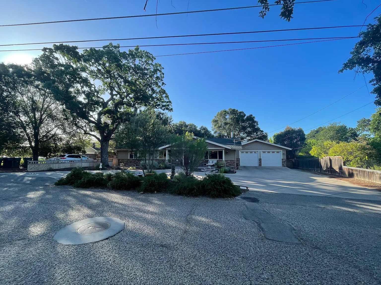 3 bed, 1700 sqft, $4,600 — Photo 1