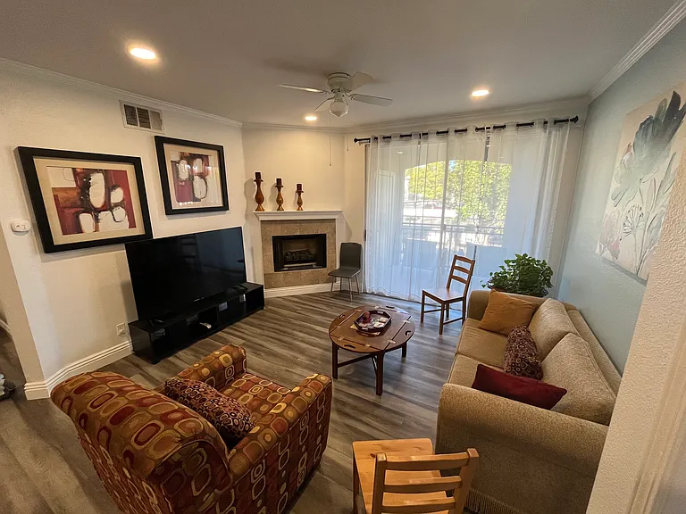 22681 Oakgrove #426 — Photo 8