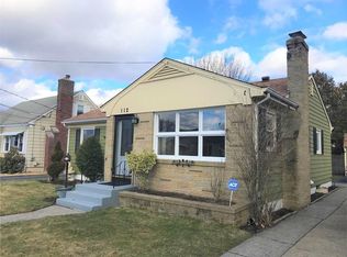 112 Edgemere Rd, Pawtucket, RI 02861