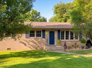 313 Linden Ave, Eddyville, KY 42038