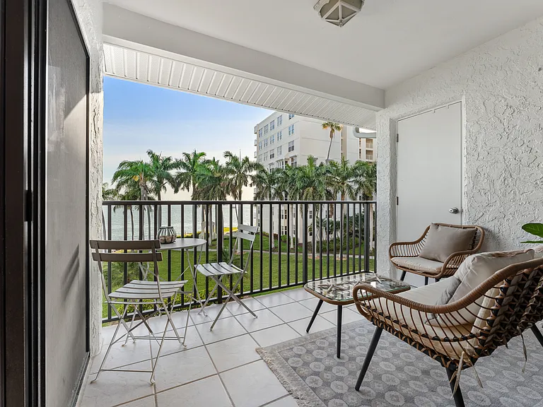 6287 Bahia Del Mar Cir #312 — Photo 5