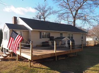 10 Rockingham Pl, Worcester, MA 01604