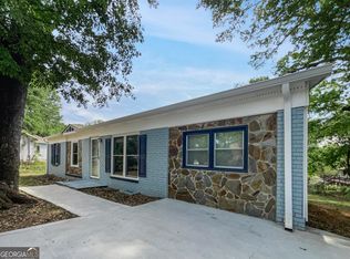 16 Westgate Park Ln, Newnan, GA 30263