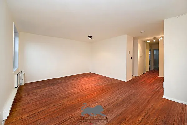 Rented by Keller Williams NYC | media 13