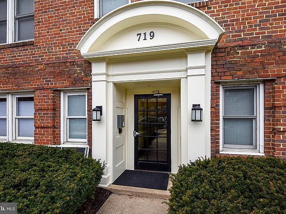 2nd image of 719 S Saint Asaph St APT 304