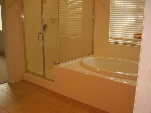4th image of 15676 Portenza Dr