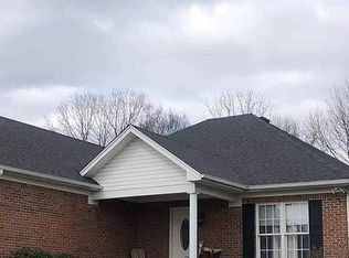 135 Ashton Ct, Bowling Green, KY 42104